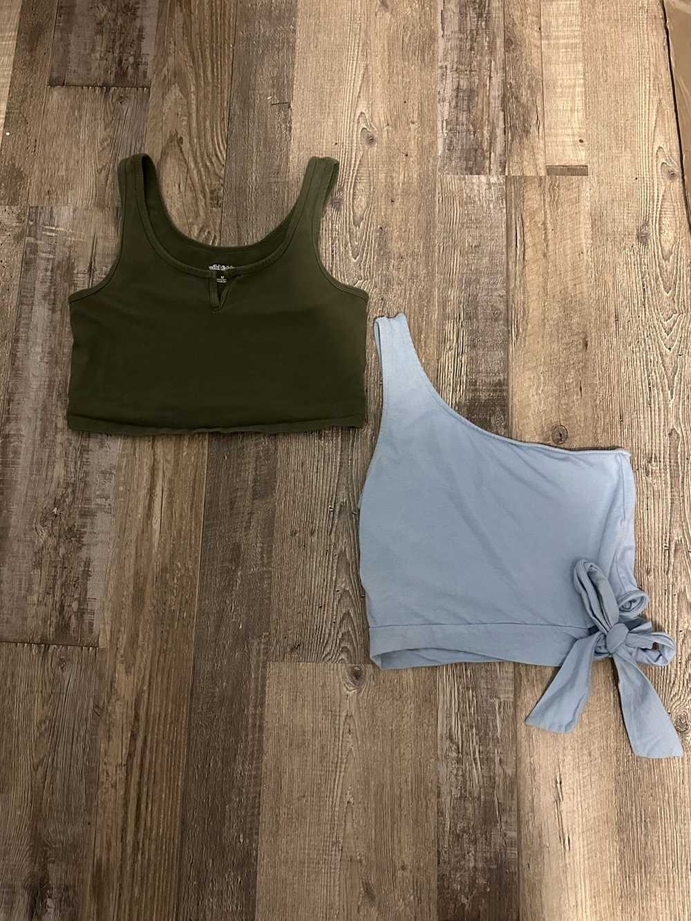 5/$25 crop top bundle!!